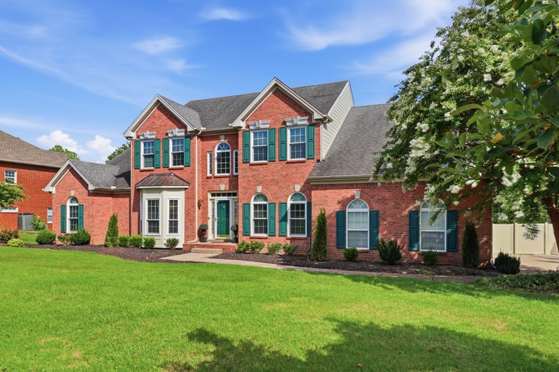 2010 Brunswick Dr, Lebanon, TN 37087