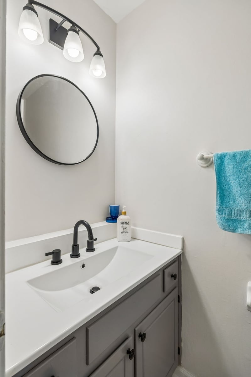 3555 Gondola Dr, Antioch, TN 37013