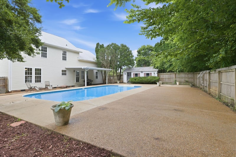 615 Vaughans Gap Rd, Spring Hill, TN 37174