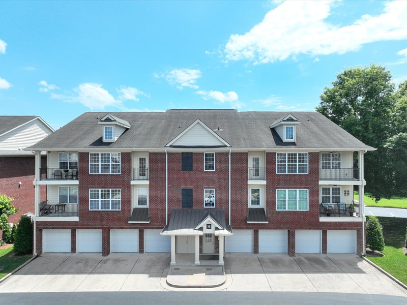 3201 Aspen Grove Dr #H10, Franklin, TN 37067