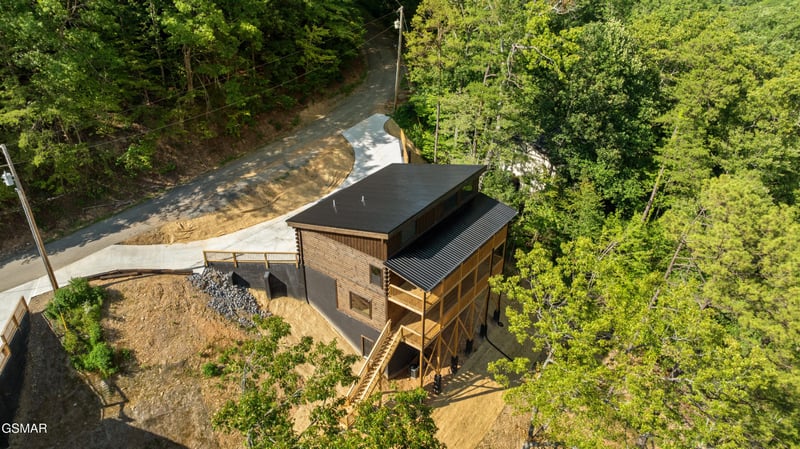 2656 Sunset Rd, Sevierville, TN 37862