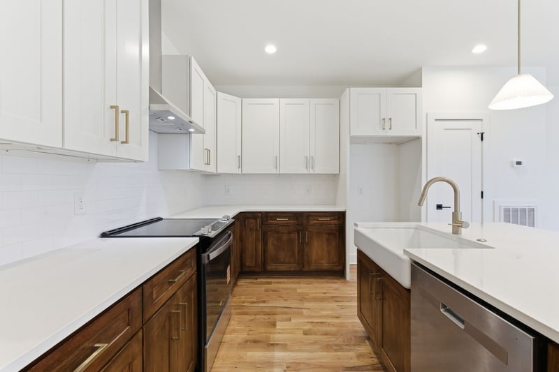2235 Cruzen St, Nashville, TN 37211