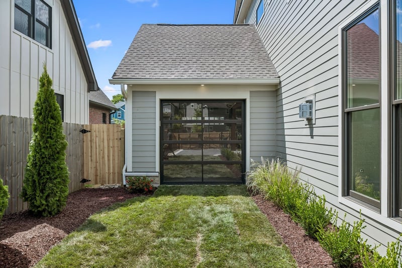 214 38th Ave N, Nashville, TN 37209