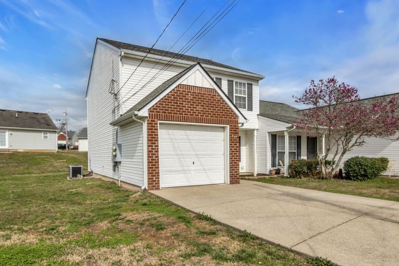 710 Erie Ct, Smyrna, TN 37167