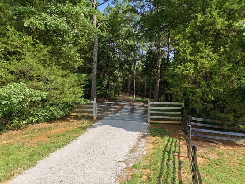 3607 Tom Littlejohn Rd, Columbia, TN 38401