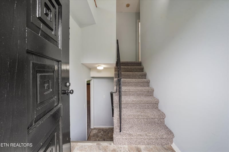 5501 Malmsbury Rd, Knoxville, TN 37921