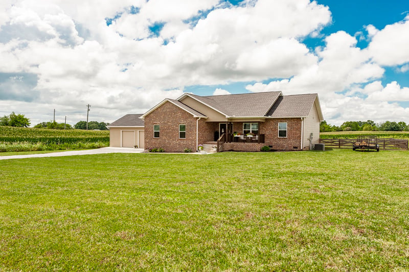 107 Cook Rd, Portland, TN 37148