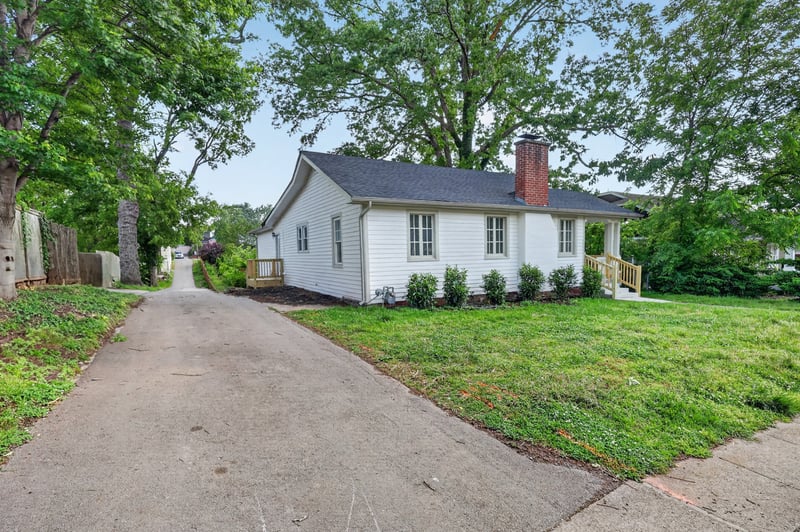 1620A Lillian St, Nashville, TN 37206