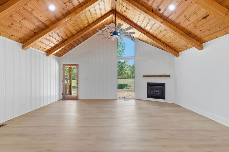 4499 Highway 70 W, Dickson, TN 37055