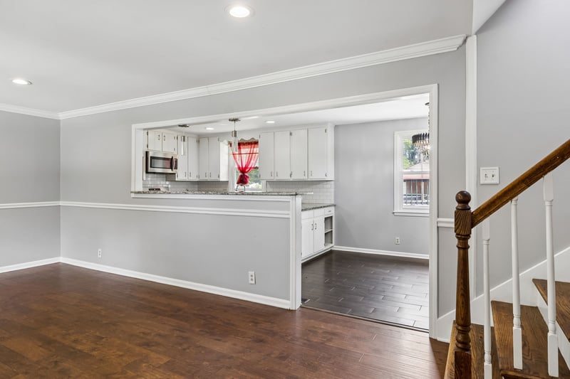 5140 Whitaker Dr, Nashville, TN 37211