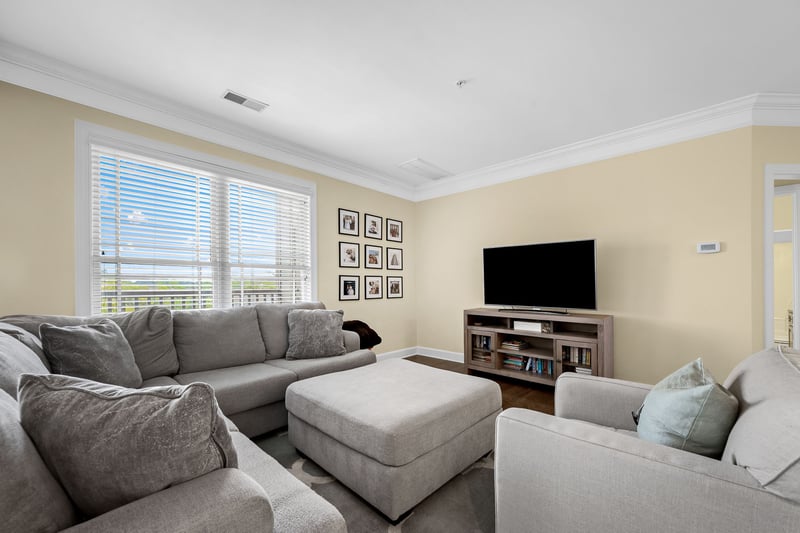 3102 West End Cir #401, Nashville, TN 37203