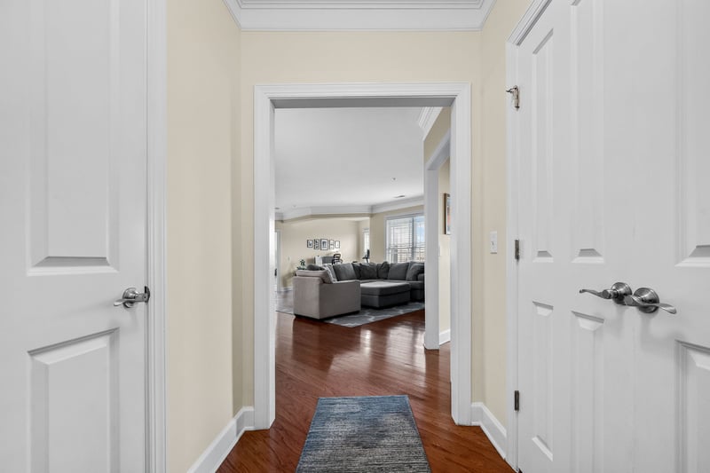 3102 West End Cir #401, Nashville, TN 37203