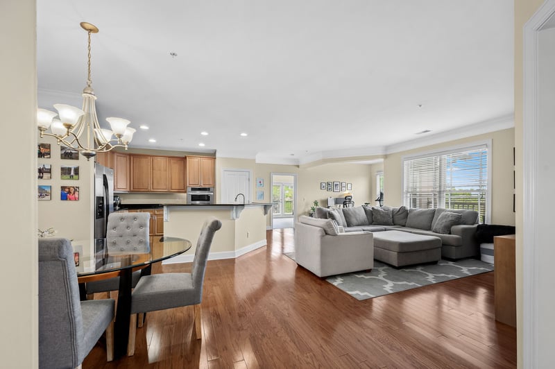 3102 West End Cir #401, Nashville, TN 37203