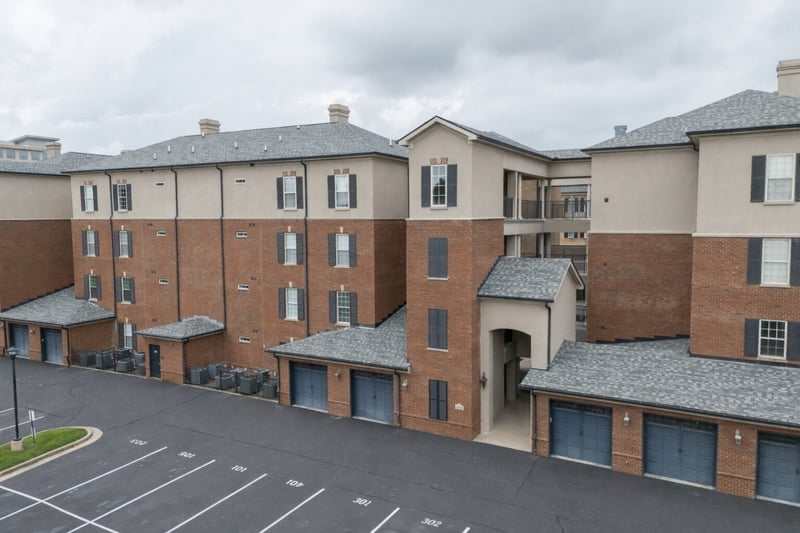 307 Seven Springs Way #304, Brentwood, TN 37027