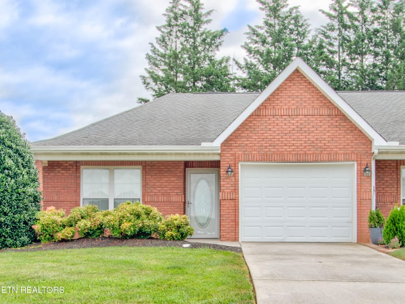 3002 Yearling Ln, Maryville, TN 37803