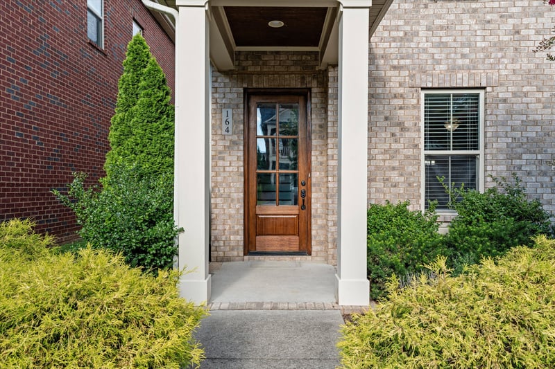 164 Ashcrest Pt, Hendersonville, TN 37075