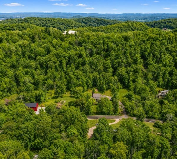 2288 N Berrys Chapel Rd, Franklin, TN 37069