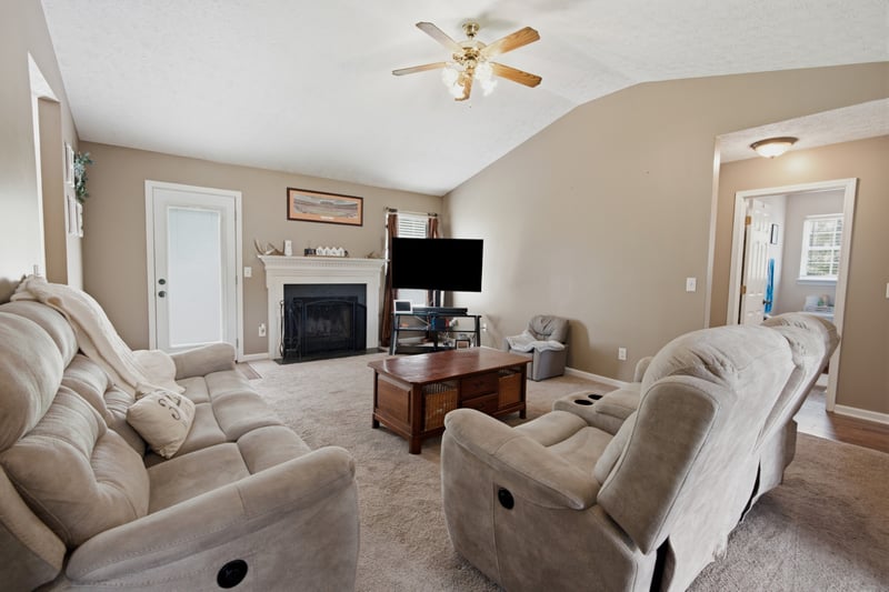 710 Pinehurst Pt, Mount Juliet, TN 37122