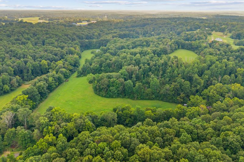 1150 Bell Hollow Rd, Vanleer, TN 37181