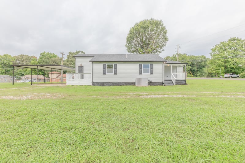 31 Circle Dr, Rossville, GA 30741