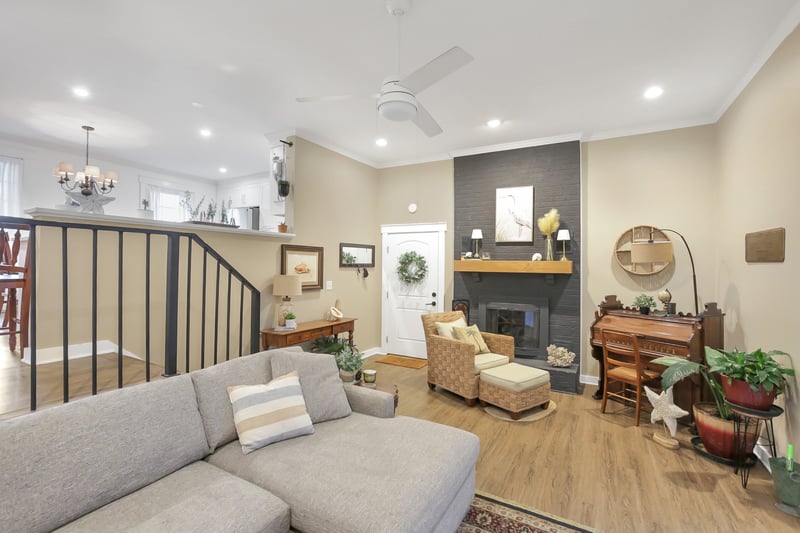 4025 Lake Pkwy, Hermitage, TN 37076