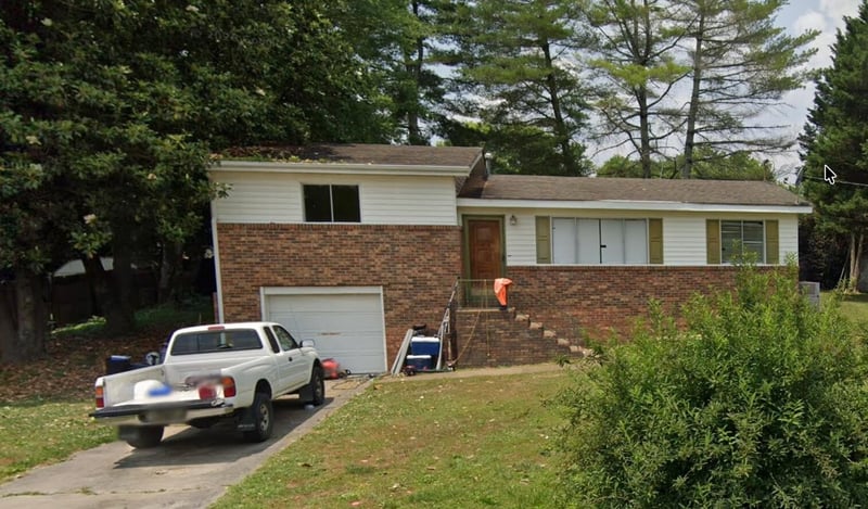 217 Walthall Ave, Chickamauga, GA 30707