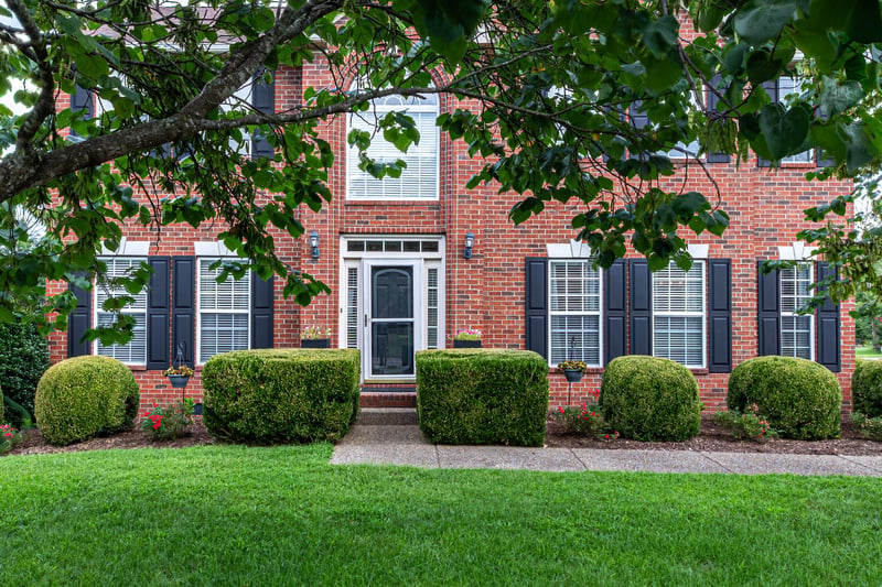 5037 Traceway Dr, Nashville, TN 37221