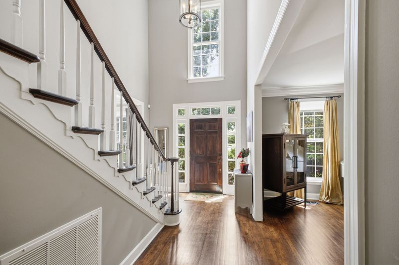 303 Charlesgate Pl, Nashville, TN 37215