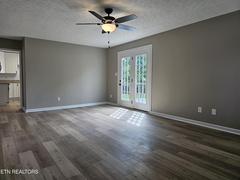 2818 Fawnridge Ln, Knoxville, TN 37938