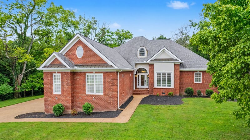 618 Derby Downs, Lebanon, TN 37087