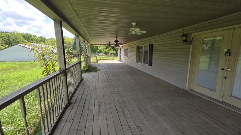 7011 Shell Ln, Knoxville, TN 37918