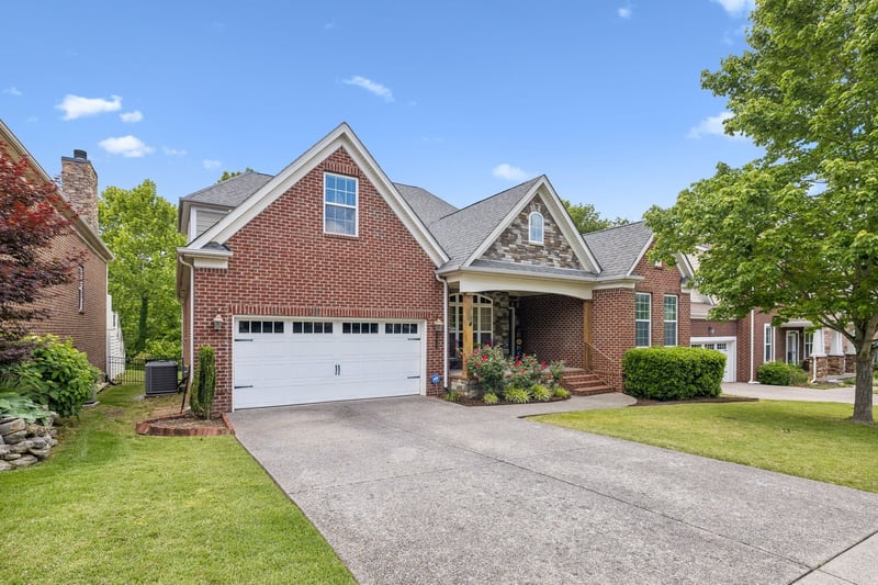 6013 Christmas Dr, Nolensville, TN 37135