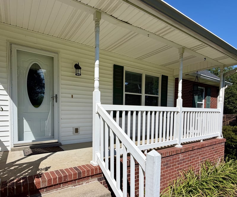 145 S Palmers Chapel Rd, White House, TN 37188
