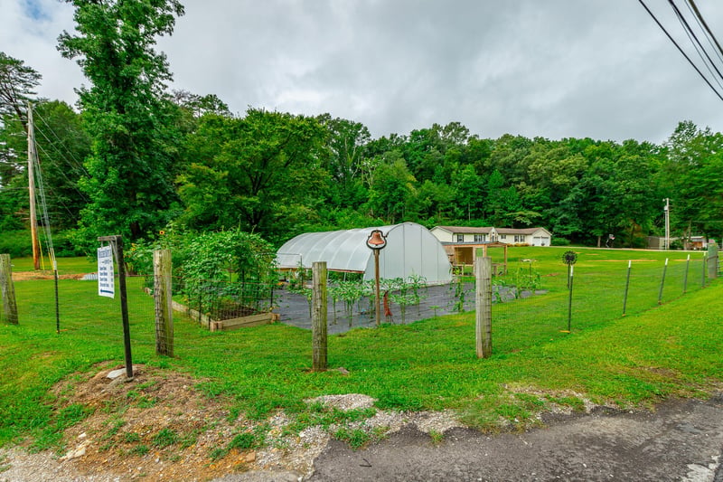 173 Lytle Rd, Rossville, GA 30741
