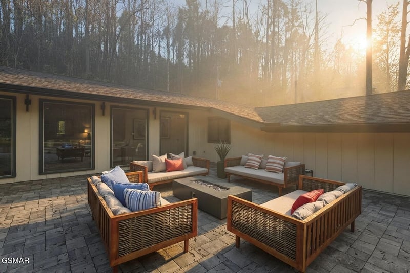119 Tunis Rd, Sevierville, TN 37876