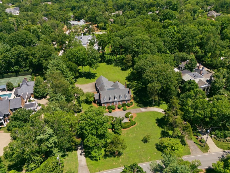 1030 Chancery Ln S, Nashville, TN 37215