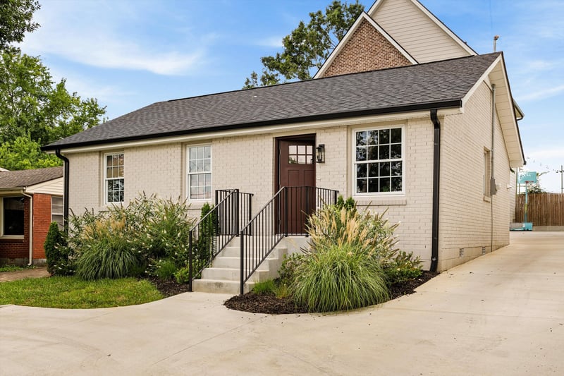2127A Burns St, Nashville, TN 37216