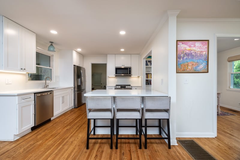 2922 Fernbrook Ln, Nashville, TN 37214