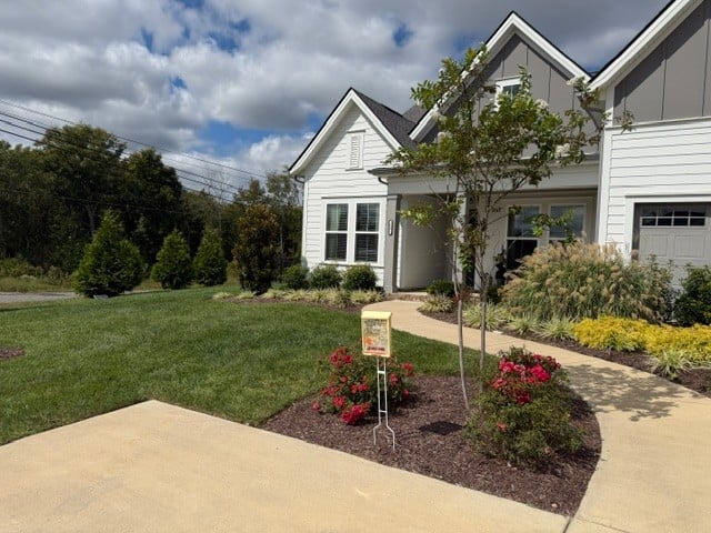 2001 South Byrnes St, Smyrna, TN 37167