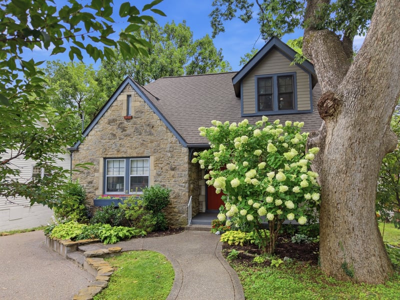 2611 W Linden Ave, Nashville, TN 37212