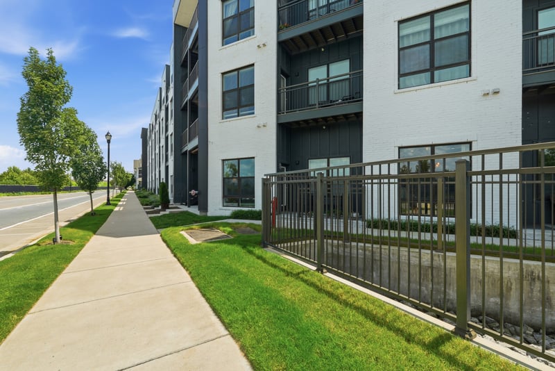 1677 54th Ave N #118, Nashville, TN 37209