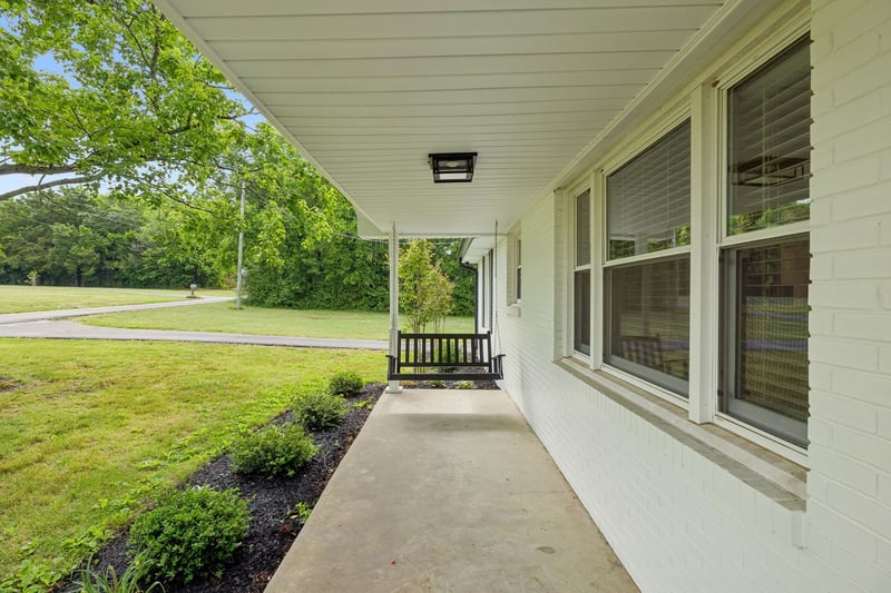 174 Young Rd, Lebanon, TN 37090