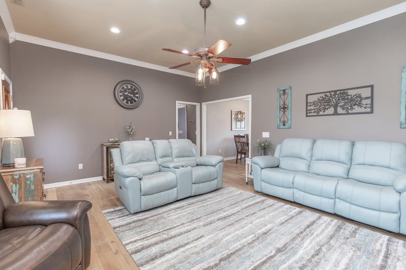 3030 Highway 25w, Cottontown, TN 37048