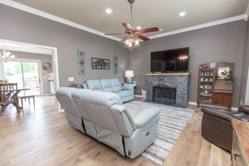 3030 Highway 25w, Cottontown, TN 37048