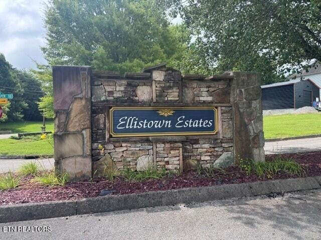 7107 Windwhisper Blvd, Knoxville, TN 37924
