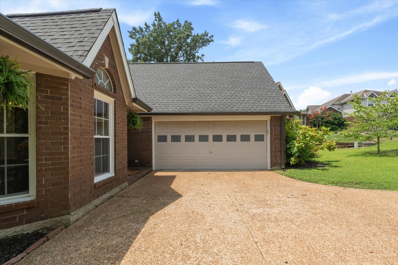 2804 Chapelwood Dr, Hermitage, TN 37076