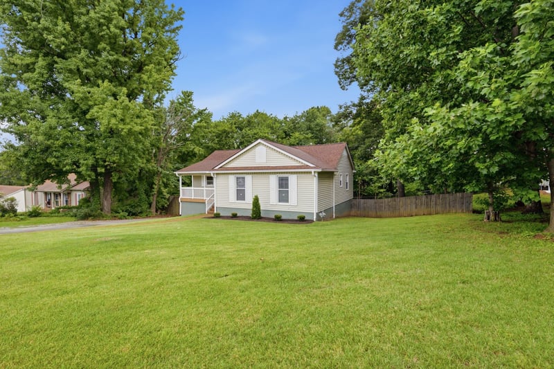 416 Belinda Pkwy, Mount Juliet, TN 37122