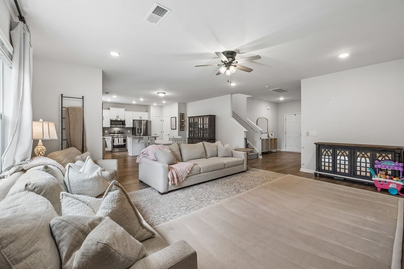 2124 Houston Bnd E, Lebanon, TN 37087