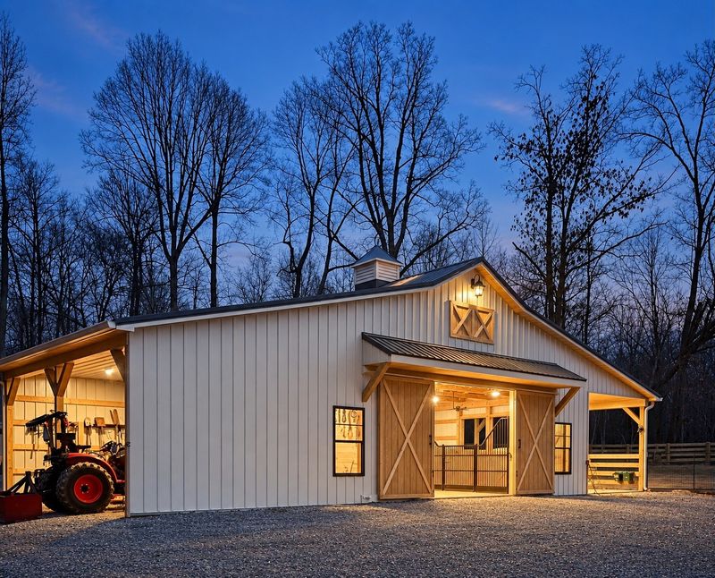 2404 Savage Creek Dr, Springfield, TN 37172