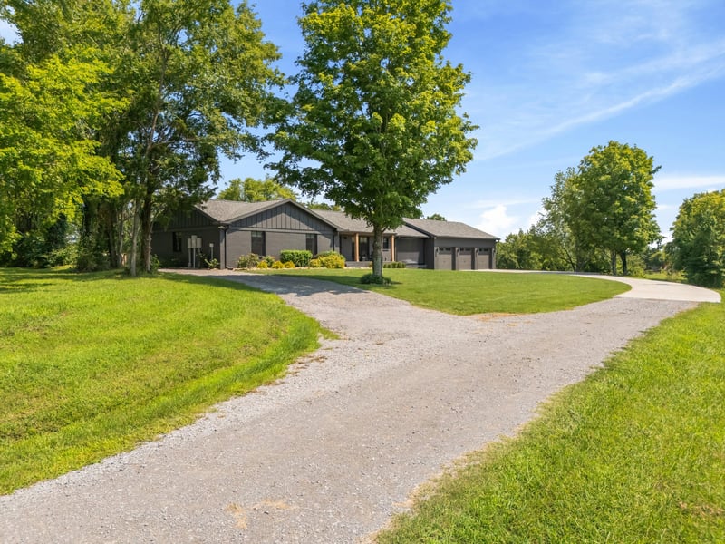 6234 Les Waggoner Rd, Franklin, TN 37067